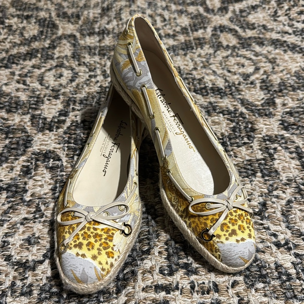 Salvatore Ferragamo Safari Flats